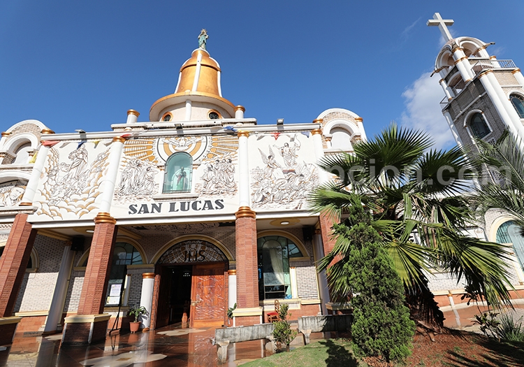 Église San Lucas, Ciudad del Este, Paraguay Église San Lucas, Ciudad del Este, Paraguay