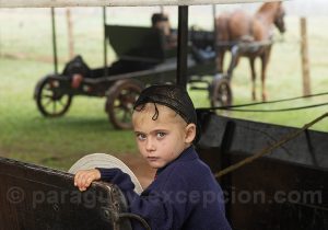 Petite fille mennonite Petite fille mennonite