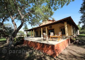 Estancia Esmeralda, Paraguay