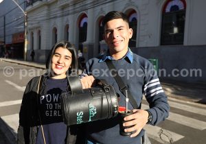 Le téréré, boisson appréciée au Paraguay Le téréré, boisson appréciée au Paraguay