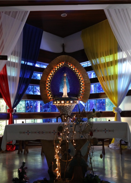 3 La religion au Paraguay 1 CADRER SUR LA VIERGE
