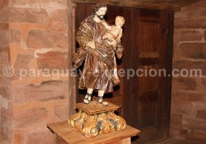 Sculpture religieuse en bois