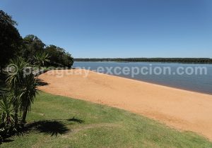 Plages du fleuve Paraná