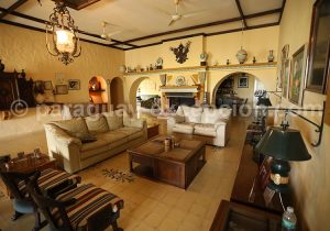 Salon, estancia Esmeralda