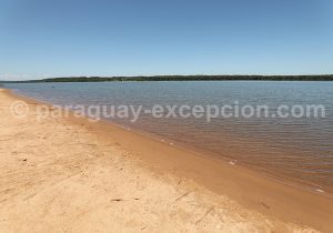 Plages du fleuve Paraná