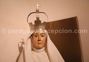 Sculpture en bois polychrome, Santa Maria de Fe