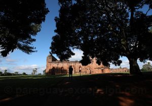 Visite des ruines jesuites Jesus de Tavarangue