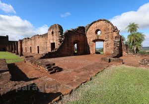 Restes de la mission jésuite Jesús de Tavarangüé