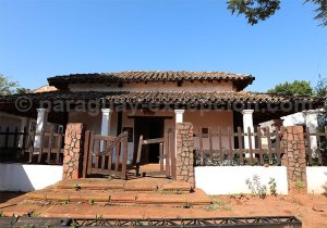 Museo de Arte Jésuite Guaraní Santa Lima de Rosa