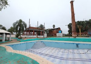 Usine désaféectée, puis piscine désafectée à Concepción