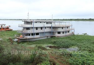 Bateau typique du río Paraguay