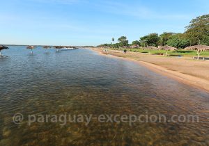 Eaux cristallines de la laguna Blanca